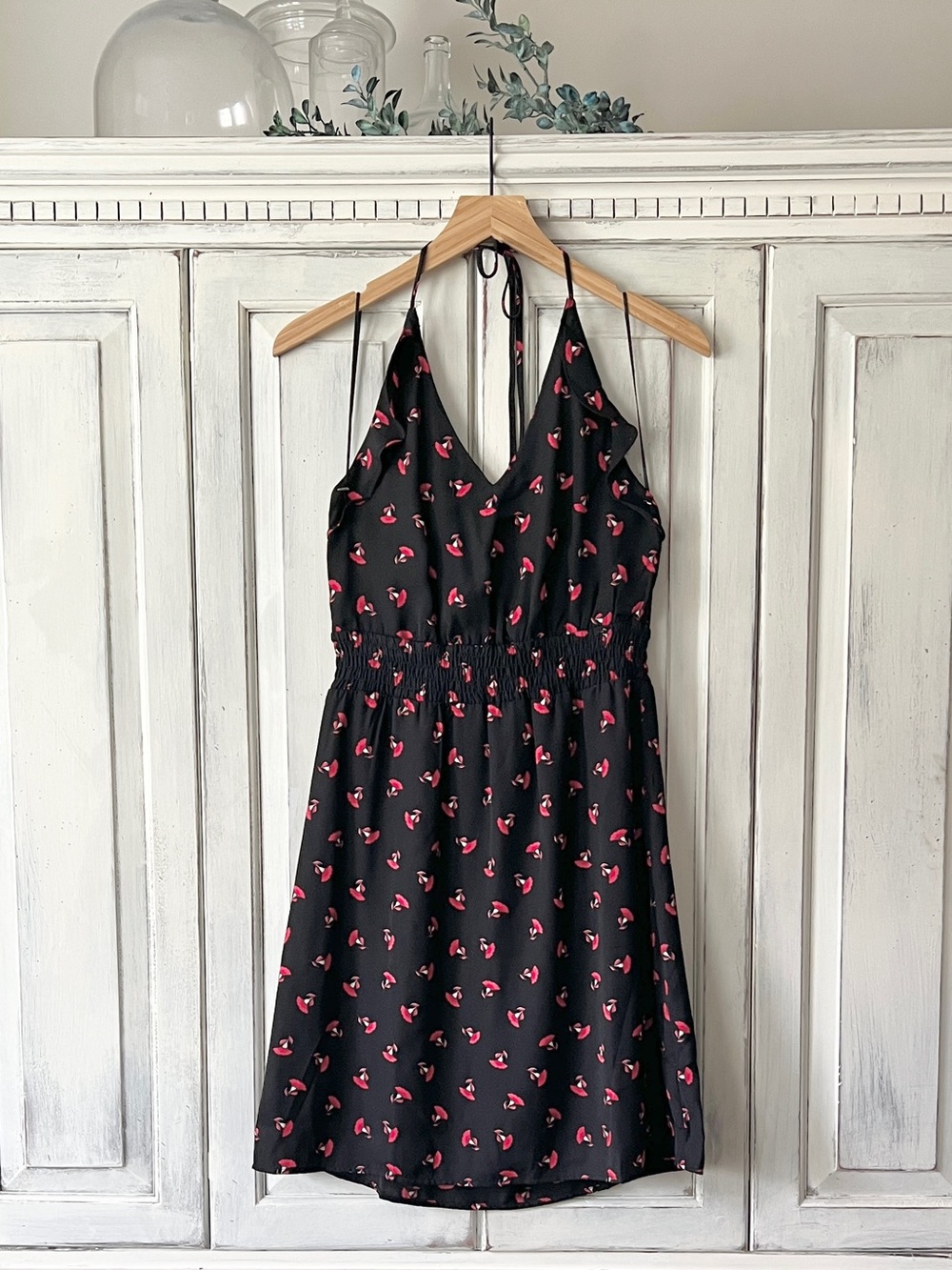 🟠NWT COLLECTIVE CONCEPTS Halter Tie-Neck Mini Dress in Red/Black Floral XS